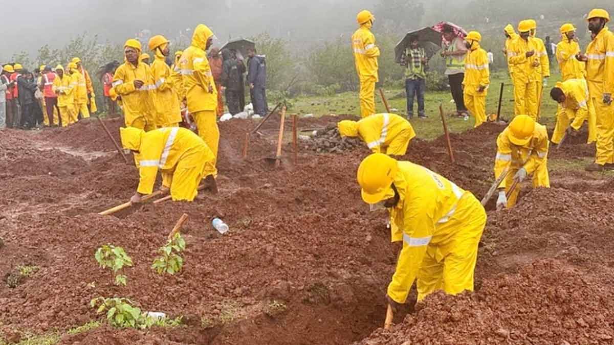 মহারাষ্ট্রে ভূমিধসে নিহত ১৬, নিখোঁজ প্রায় দেড়শ