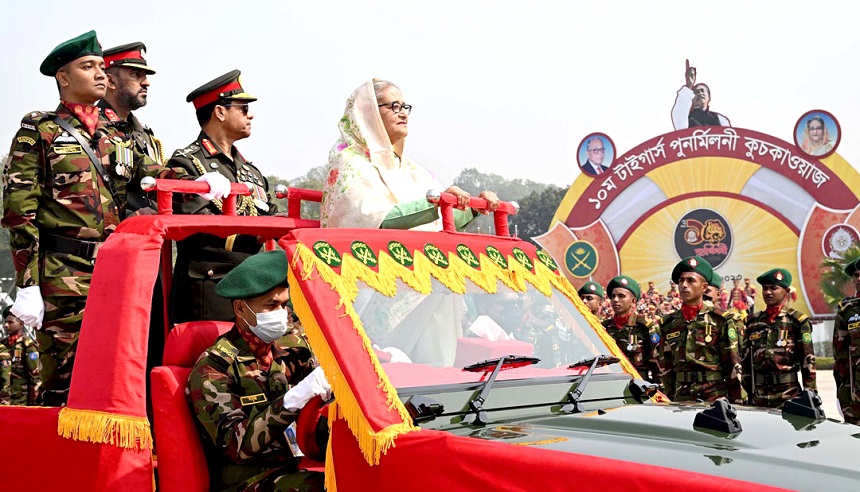 সশস্ত্র বাহিনীকে পর্যাপ্ত সক্ষম করে গড়ে তোলা হবে -প্রধানমন্ত্রী