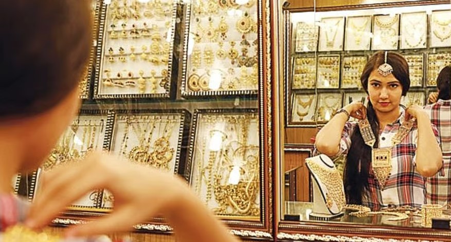 আপনার কি ইমিটেশনের গয়নায় অ্যালার্জি আছে