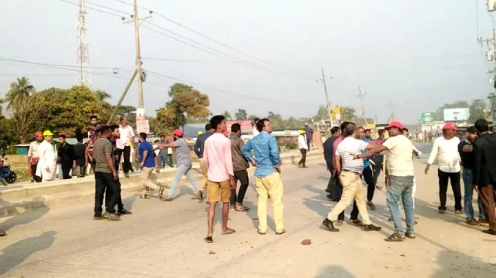 বিএনপির পদযাত্রায় হামলা, আহত ২২