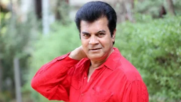 হঠাৎ জুরি বোর্ড থেকে সরে দাঁড়ালেন ইলিয়াস কাঞ্চন