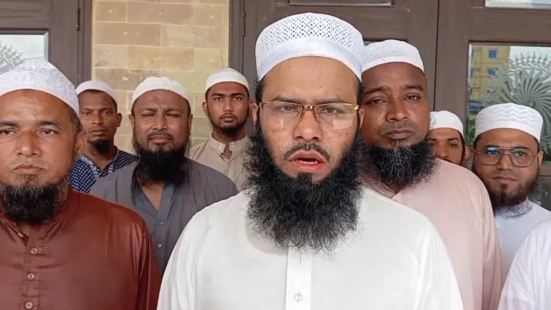 নোয়াখালীতে হেযবুত তওহীদের উপর হামলার হুমকি: উচ্ছেদে আল্টিমেটাম উগ্রবাদীদের