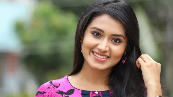 তাসনিয়া ফারিণ তার প্রিয় ‘পপ তারকার’ দেখা পেলেন লন্ডনে