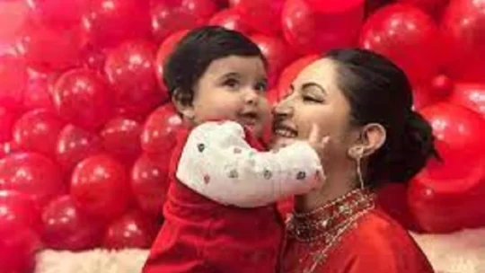 রাজ্যকে নিয়ে ফিরলেন পরী মণি
