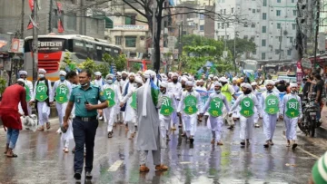 ঈদে মিলাদুন্নবীতে দাওয়াতে ইসলামীর বৃহত্তর জশনে জুলুস