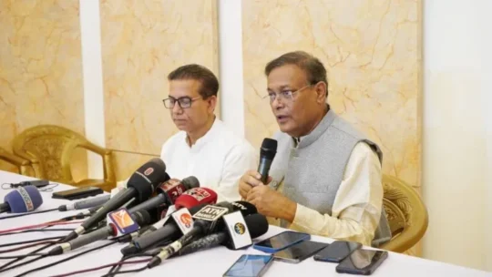 বিদেশি পর্যবেক্ষক না এলেও নির্বাচনটা হচ্ছে আমাদের : তথ্যমন্ত্রী