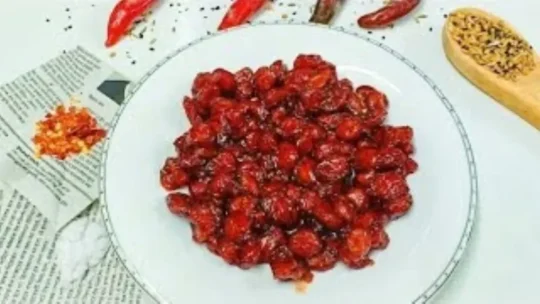 সারা বছরজুড়ে খাওয়া যাবে লটকনের আচার