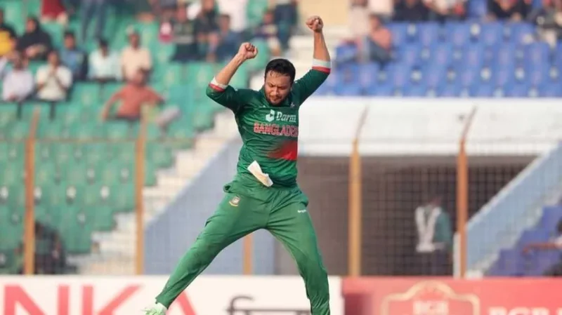 ওয়ানডে বোলারদের র‍্যাংকিংয়ে সেরা দশে সাকিব, ছুঁয়েছেন ১৪ হাজার রান ও ৬০০ উইকেটের ডাবলও