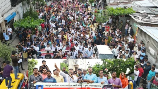 সুজন হত্যার বিচারের দাবিতে রাজধানীতে মানববন্ধন ও বিক্ষোভ সমাবেশ
