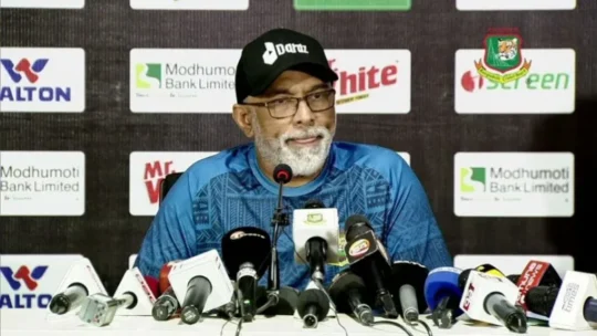 সাকিব-লিটনদের আইপিএল প্রসঙ্গে হাথুরুসিংহের ভাষ্য