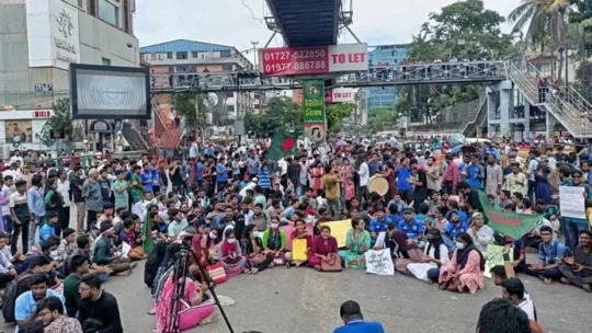 কোটাবিরোধী আন্দোলনে স্থবির ঢাকা, ভোগান্তি চরমে