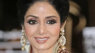 মৃত্যুবার্ষিকীতে আসছে ‘শ্রীদেবী- দ্য লাইফ অব আ লিজেন্ড’