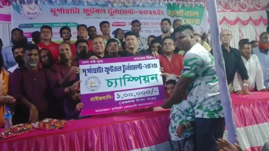 গাবতলীতে দুর্গাহাটা ফুটবল টুর্নামেন্টের ফাইনাল সম্পন্ন, চ্যাম্পিয়ন আদিবা একাদশ
