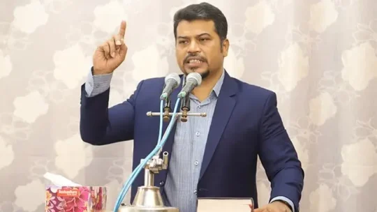 অশ্লীল কথা ও অশালীন আচরণ সামাজিক ব্যাধিতে পরিণত হয়েছে