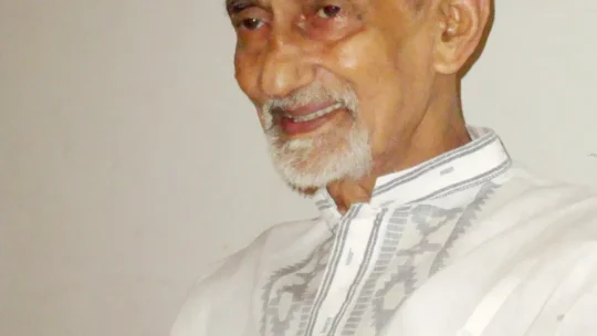 যেখানে মাননীয় এমামুযযামানের বিশিষ্টতা