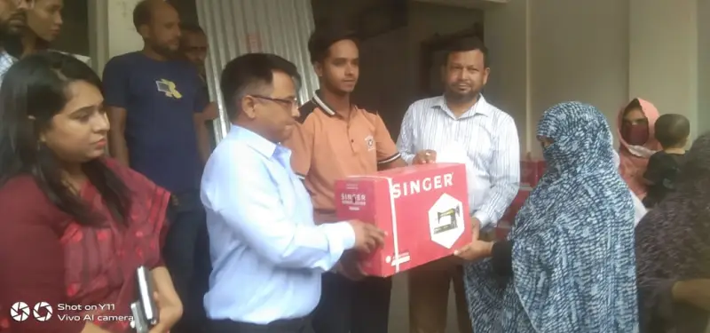সরিষাবাড়িতে ক্ষুদ্র নৃ-গোষ্ঠী ও প্রতিবন্ধীদের মাঝে প্রধানমন্ত্রীর সহায়তা বিতরণ
