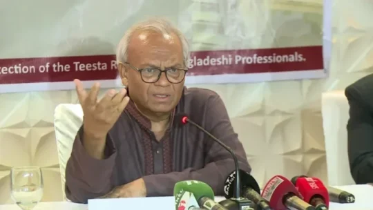পানির ন্যায্য হিস্যা আদায়ে নরম সুরে নয়, জোরালো আন্দোলনের তাগিদ রিজভীর!
