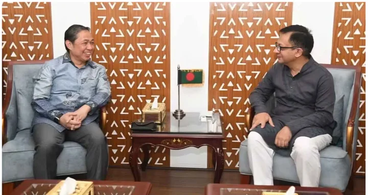 ইন্দোনেশিয়ায় ওষুধ-তৈরি পোশাকের বাজার বাড়াতে চায় বাংলাদেশ!