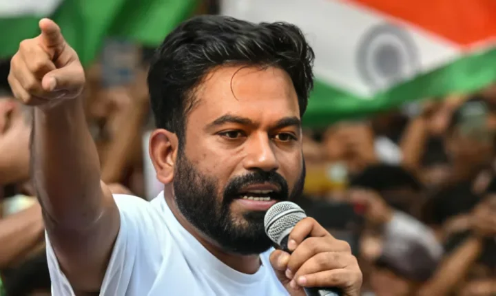 শান্তি বজায় রাখার মুচলেকায় মুক্তি পেলেন অভিজিৎ দীপ!
