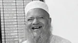 ৩৯৬টি কবর খুঁড়ে বিদায়, অপূর্ণ রয়ে গেল হাফেজ শিকদারের ৪০০ ছোঁয়ার স্বপ্ন!