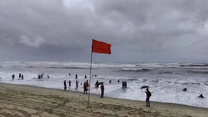 বঙ্গোপসাগরে সুস্পষ্ট লঘুচাপ, গভীর সমুদ্রে যেতে নিষেধাজ্ঞা!