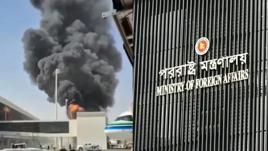 রিয়াদ বিমানবন্দরে হুথিদের হামলায় দুই বাংলাদেশি নিহত, ঢাকার তীব্র নিন্দা!