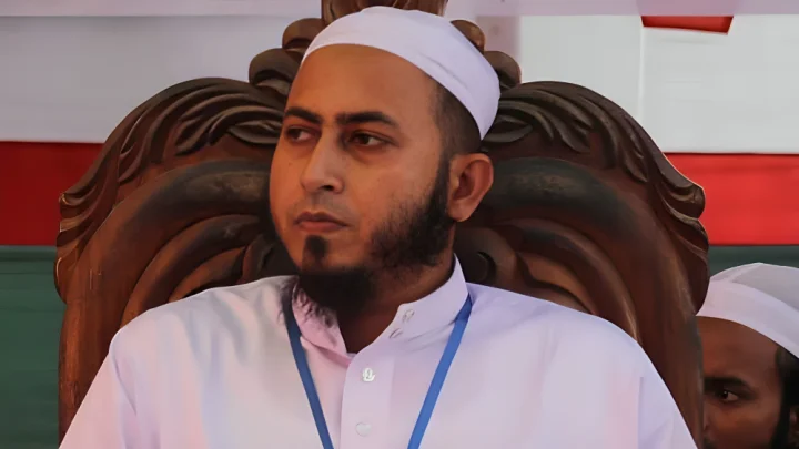 আপত্তিকর ভিডিও ভাইরাল ইসলামী আন্দোলন নেতার পদ স্থগিত!