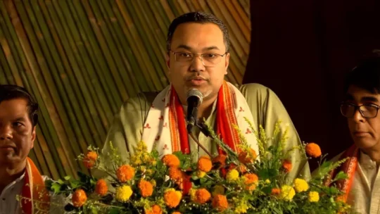 সংখ্যালঘু সংখ্যাগুরু নয়, সবার পরিচয় হবে বাংলাদেশি: মাহদী আমিন