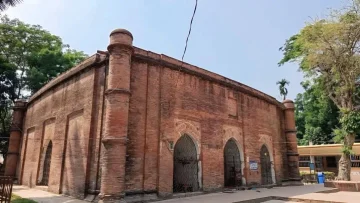 ৭০০ বছরের ঐতিহাসিক আল্লাহর মসজিদ!