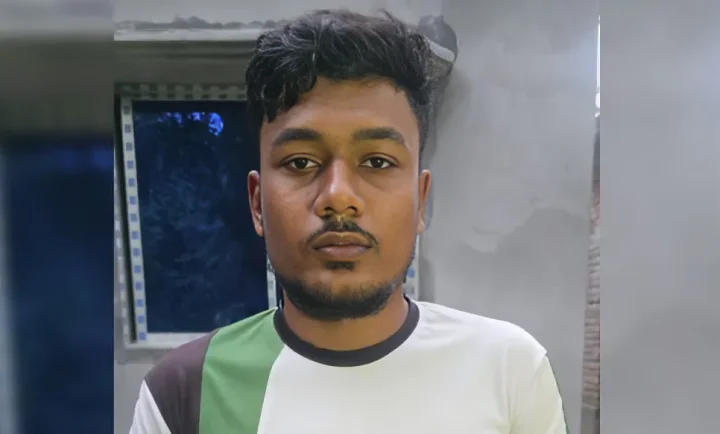 প্রধানমন্ত্রীর রাজশাহী সফর ঘিরে ‘স্নাইপার’ মন্তব্য, গ্রেপ্তার যুবক!