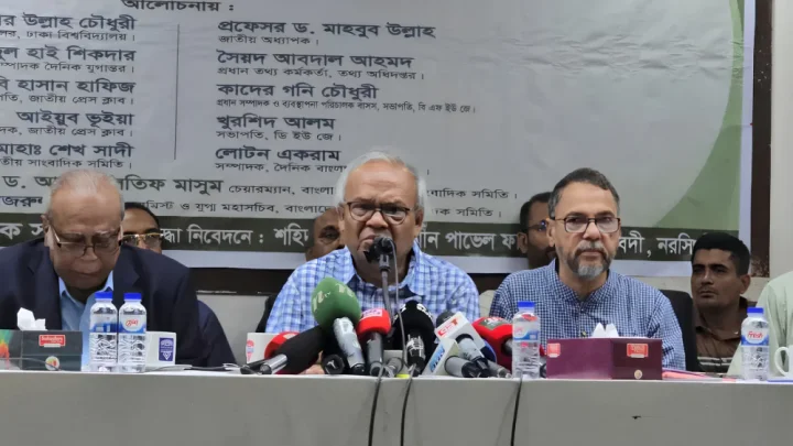 সত্যনিষ্ঠ সাংবাদিকরাই স্বৈরাচারের পতনের আন্দোলনকে শক্তিশালী করেছেন: রিজভী