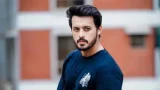 ‘এই হলো আমাদের এয়ারপোর্টের লোকাল বাস’, বাংলাদেশ এয়ারলাইন্সকে নিয়ে ক্ষুব্ধ ইরফান সাজ্জাদ!