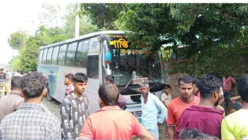 বাসচাপায় একসঙ্গে প্রাণ গেল শাশুড়ি পুত্রবধূর!