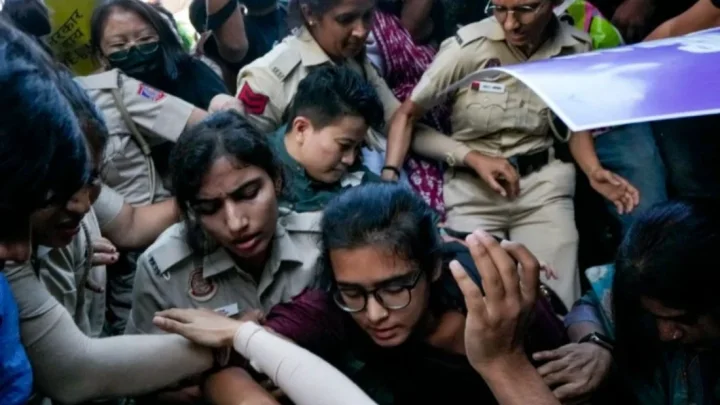 অভিজিতের পর এবার নেহা বোরাকে আটক করল দিল্লি পুলিশ!