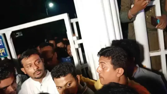 নাসীরুদ্দীন পাটওয়ারীর ওপর হামলা: মামলা করতে গিয়ে থানায় অবরুদ্ধের দাবি এনসিপির!