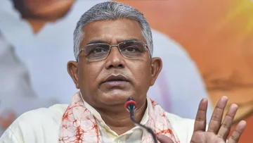 বাংলাদেশের ‘ইশারায়’ দিল্লিতে আন্দোলন হচ্ছে: পশ্চিমবঙ্গের মন্ত্রী