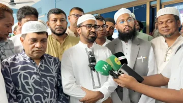 জামায়াতকে নিয়ে রাশেদ খানের কড়া মন্তব্য, ‘মুখে এক, অন্তরে আরেক’