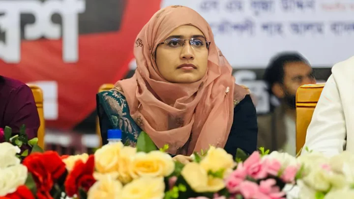 আমার ইসলামে প্রবেশকে কটাক্ষ করে কষ্ট দেওয়ার চেষ্টা করেছেন অনেকে: সামান্তা শারমিন