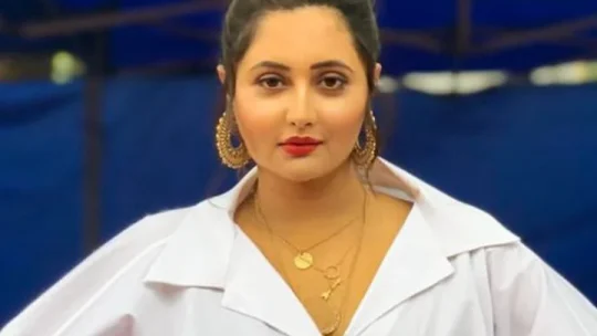 আমার আরও অনেক কিছু দেওয়ার আছে: রশমি দেশাই
