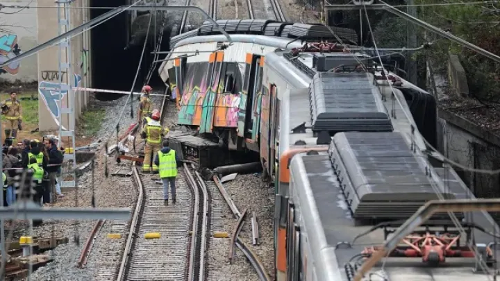 Spain train crash 05