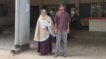 বাবার পরিচয়ের দাবিতে আদালতের দ্বারস্থ কলেজছাত্র!