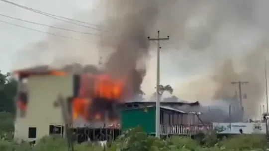 কক্সবাজারে রিসোর্ট আগুন, প্রাণ গেল ৫ জনের!
