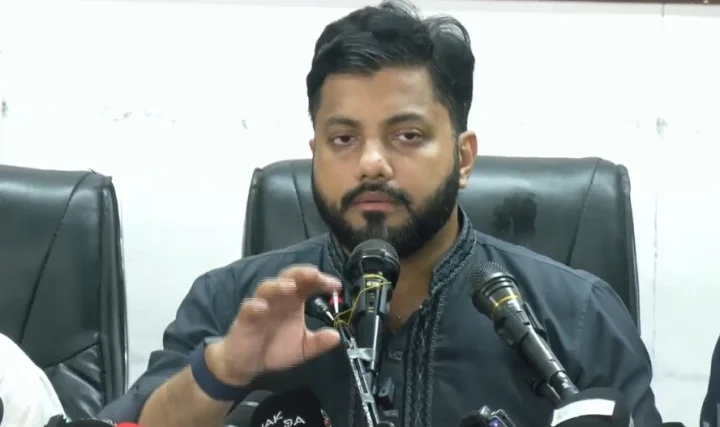 প্রতিমন্ত্রীর পদ থেকে পদত্যাগ করলেন ইশরাক হোসেন!