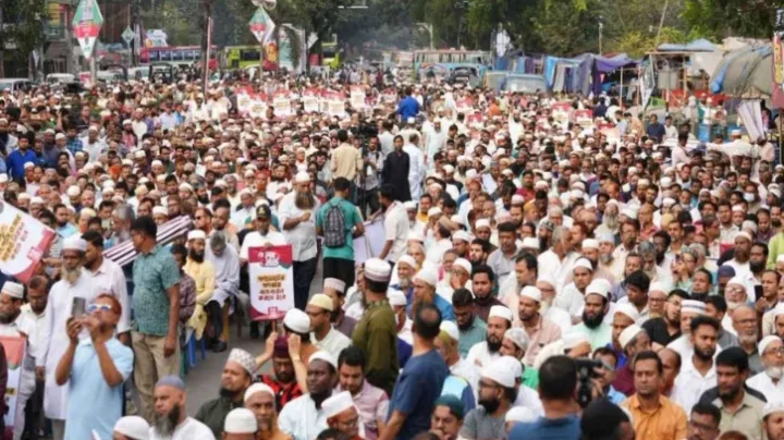 ১১ দলীয় ঐক্যের ঢাকা-খুলনা লংমার্চ শুরু, সরকারকে কঠোর হুঁশিয়ারি!
