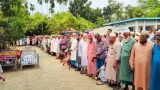 স্ত্রীর মৃত্যুর তিন ঘণ্টা পর প্রাণ গেল স্বামীর!