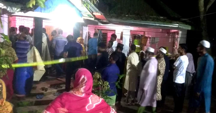 ফকিরহাটে চেতনানাশক স্প্রে করে চুরি: বিষক্রিয়ায় সাবেক পুলিশ কর্মকর্তার মৃত্যু