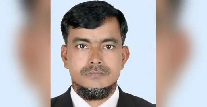 ব্যাংকের টাকা চুরির অপরাধে গণ পরিষদের নেতা গ্রেফতার