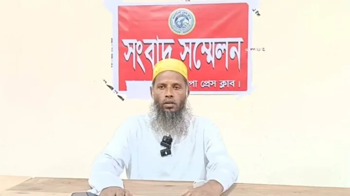 গলাচিপায় জিম্মি করে জবানবন্দি নেওয়ার অভিযোগে মাদ্রাসা সুপারের সংবাদ সম্মেলন