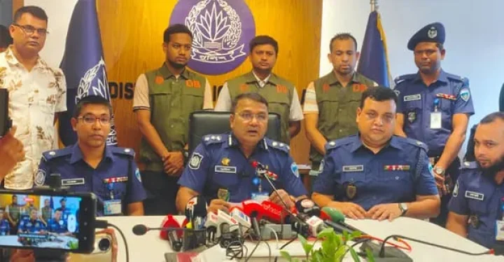 টিকটকে পরিচয়ের জেরে বাড়ি ছাড়া ৪ স্কুলছাত্রী হবিগঞ্জ থেকে উদ্ধার