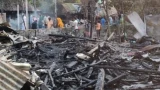 ফরিদগঞ্জে জুমার নামাজের সময় ভয়াবহ অগ্নিকাণ্ড: ৪ বসতঘর পুড়ে ছাই, ক্ষতি ৪০ লাখ টাকা